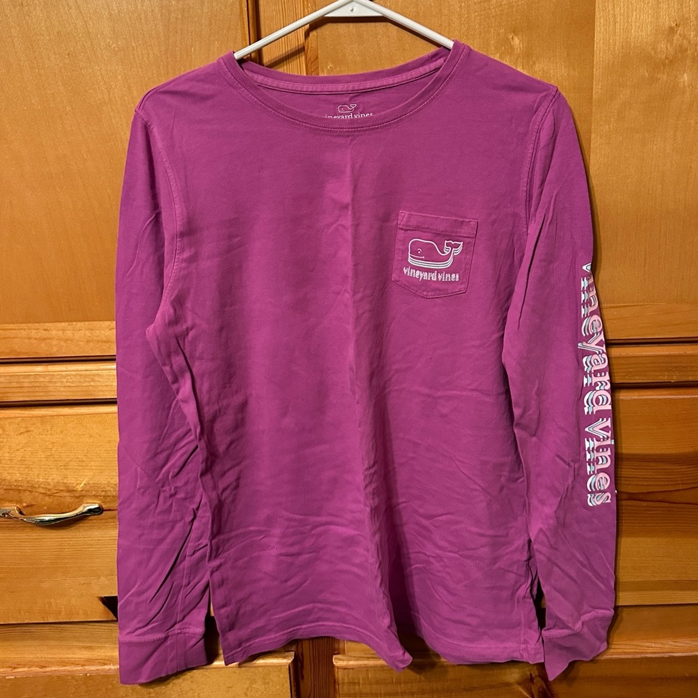 Vineyard Vines Striped Whale Logo Long Sleeve size medium